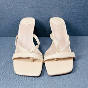Ermonn Kitten‎ square open toed Cream Minimalist Sandals with Wide Strap